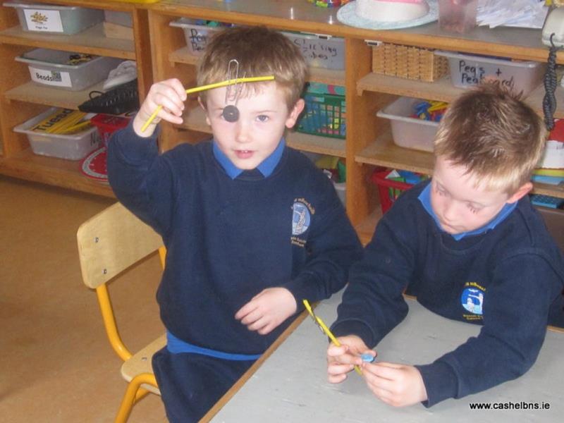 Junior Infants are becoming magnetic!!!